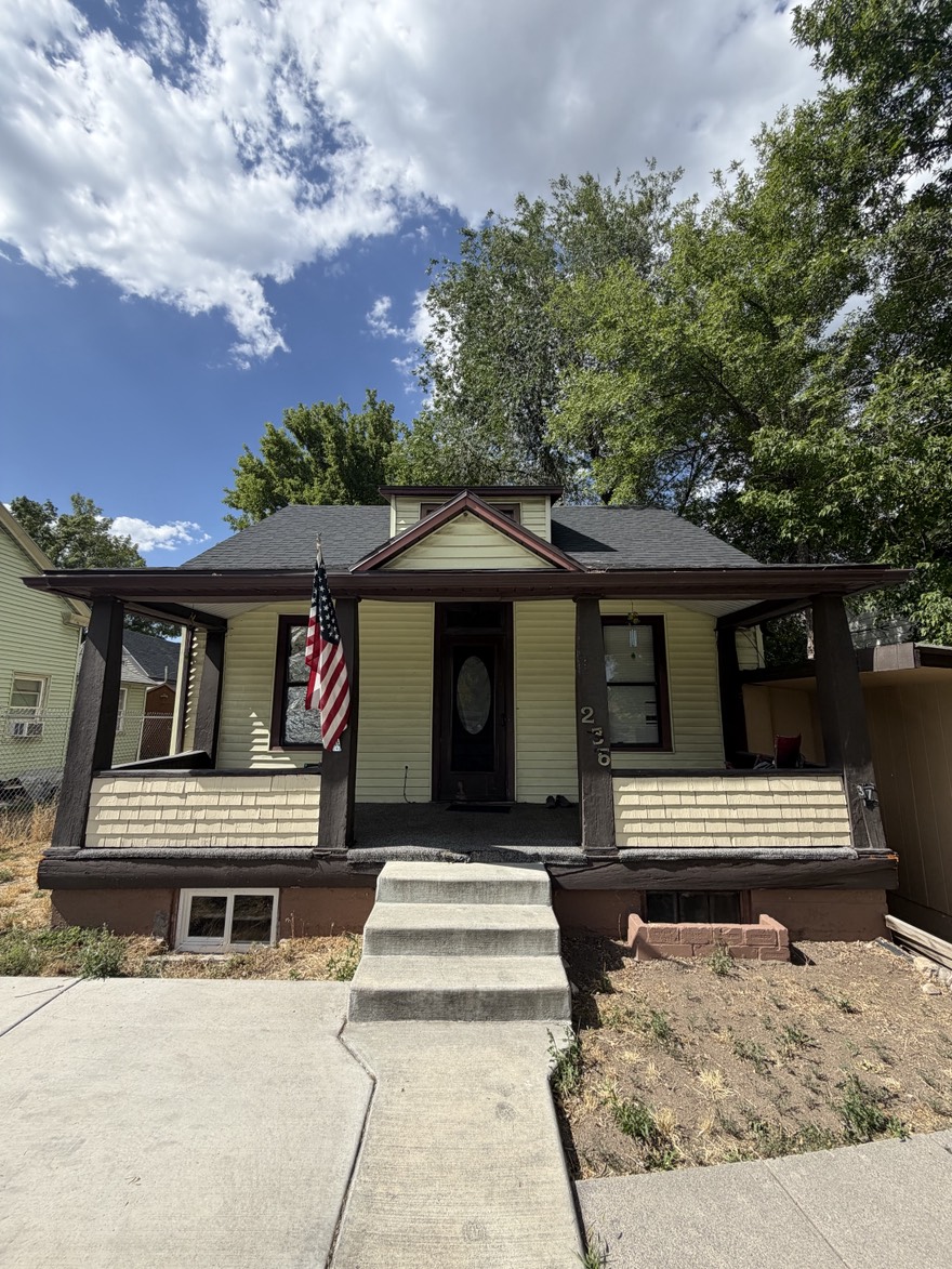 235 E Center St - 237