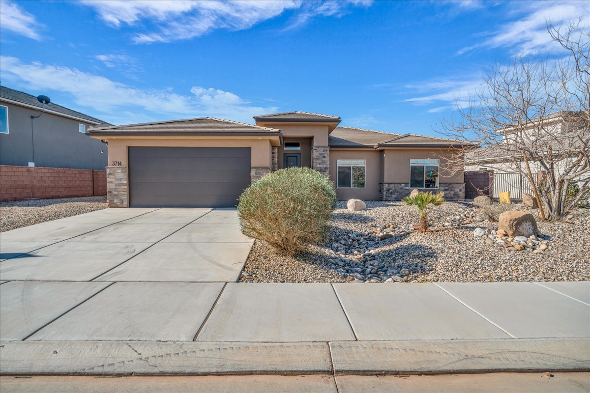 3714 E Arcturus Drive