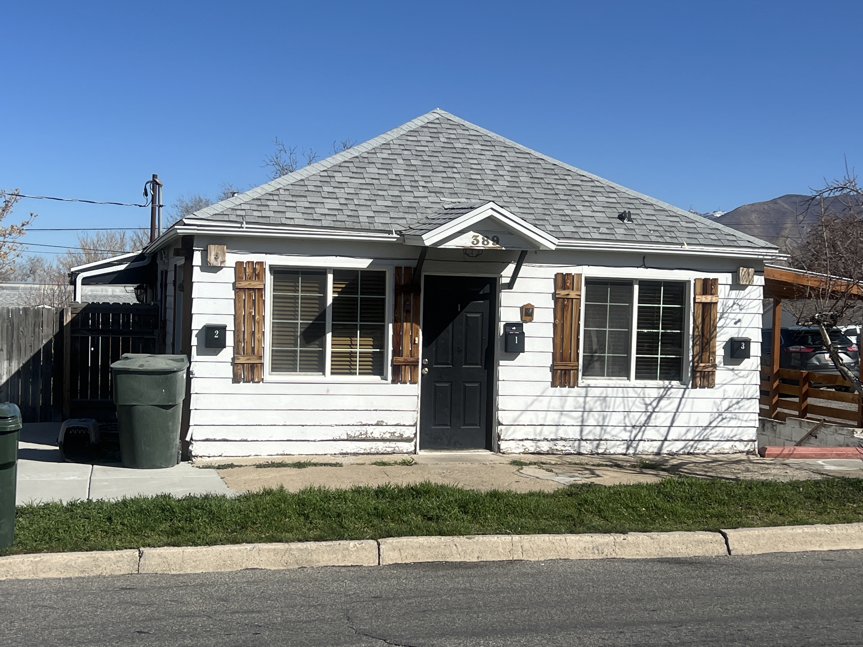 389 East Vine Street