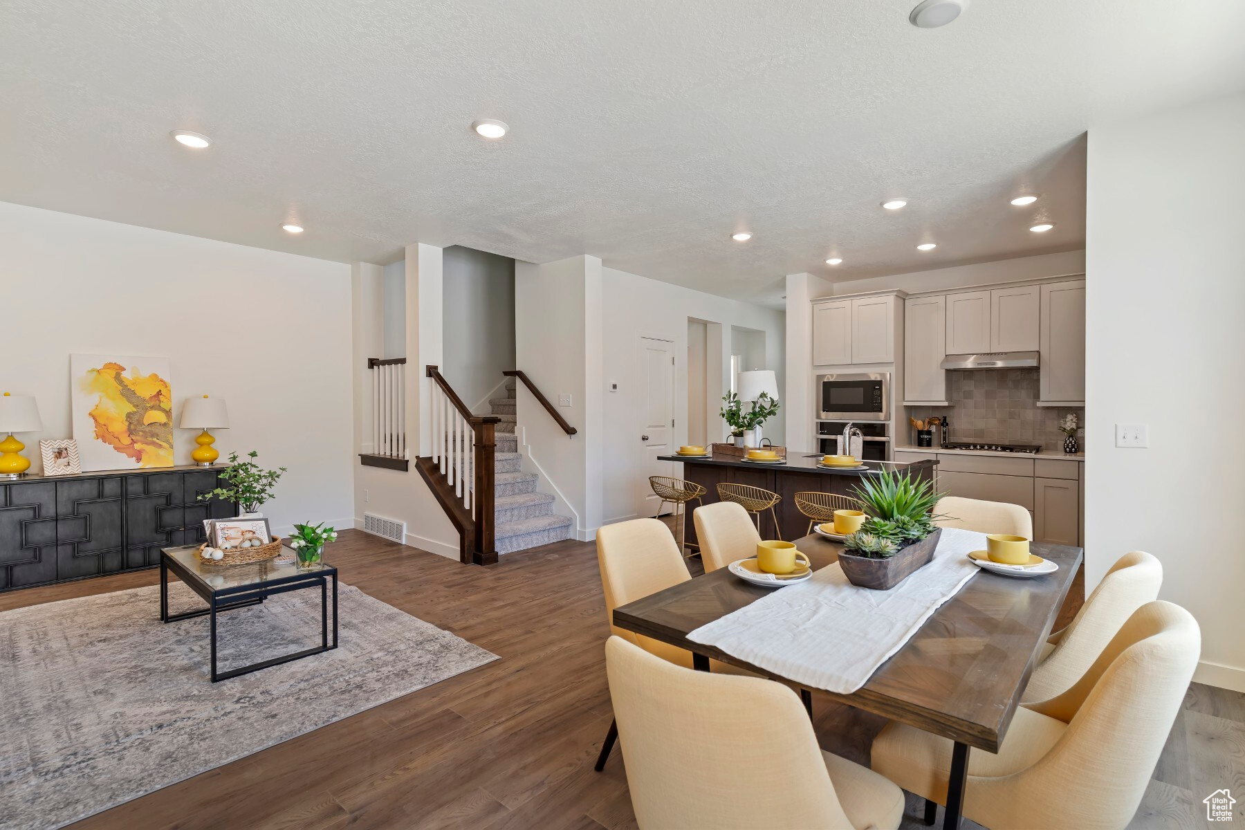 10078 Loblobby Ln