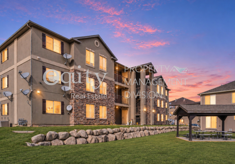 3812 East Rock Creek Road