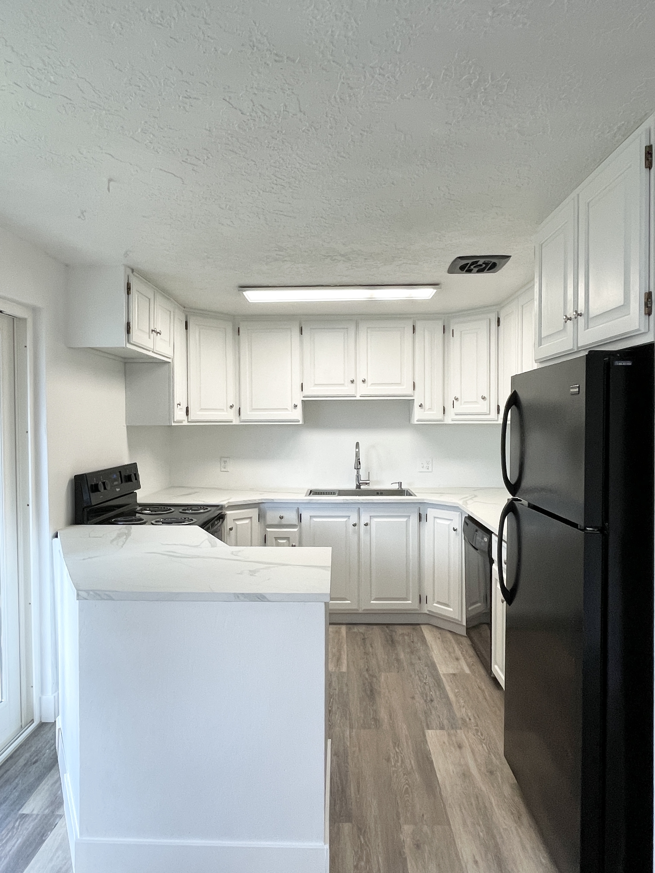 5324 S Hamlin St.