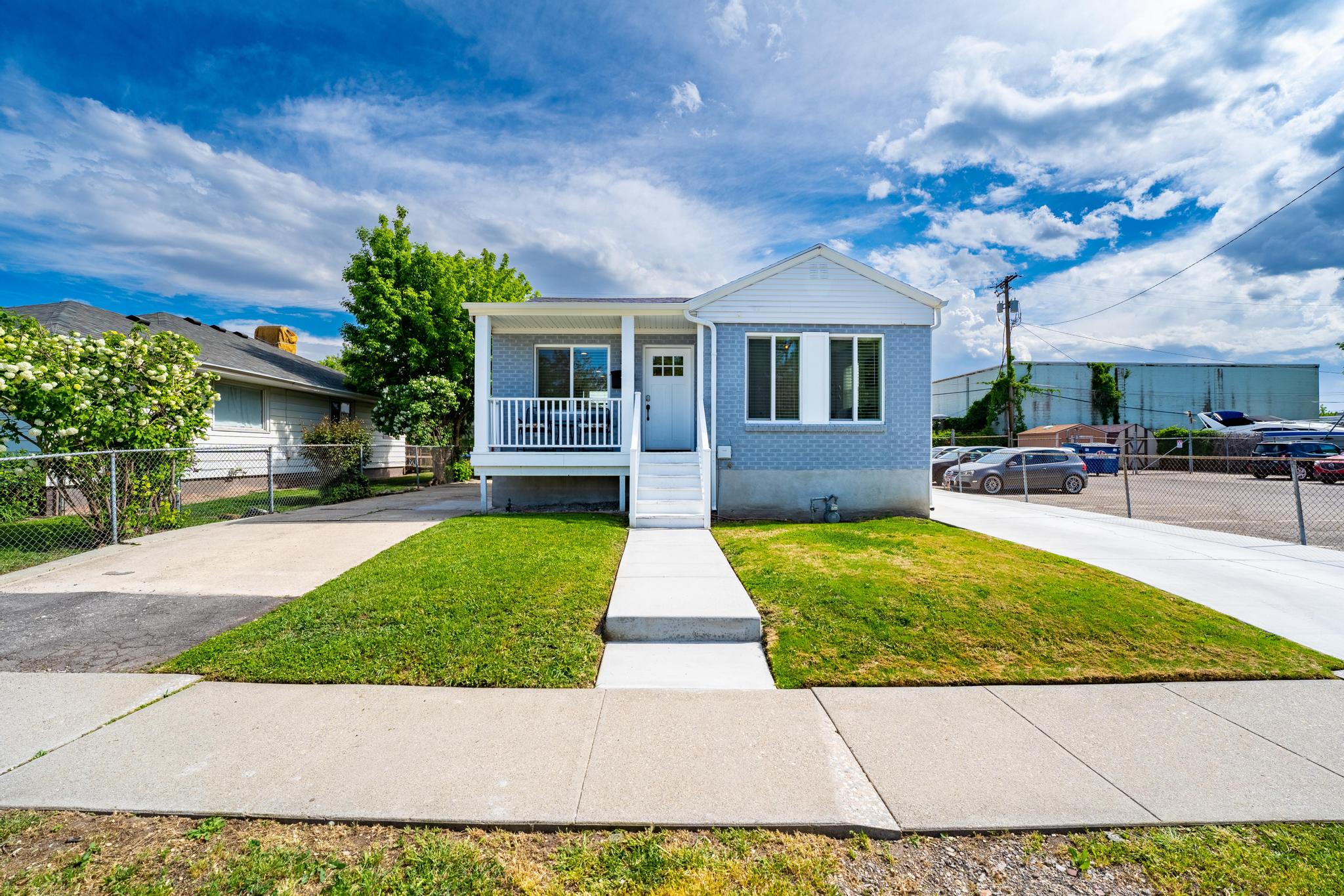 47 W Sunset Ave