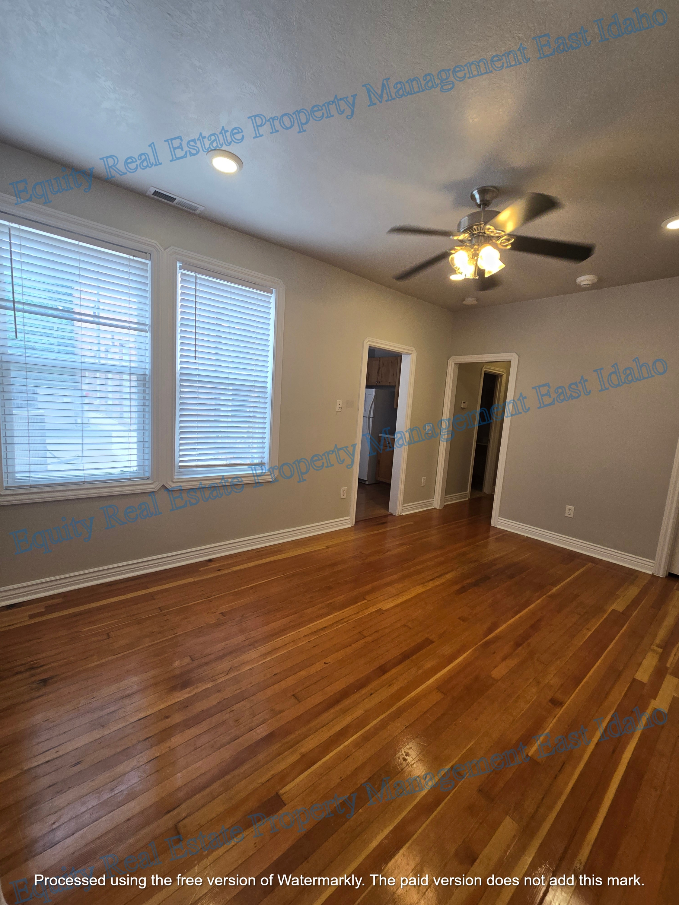 416 W Lewis St - 114