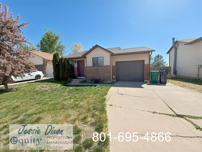 1063 W 2450 N