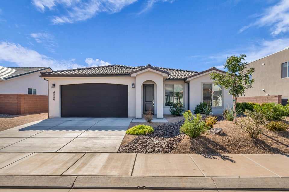 4546 S Lucy Ln