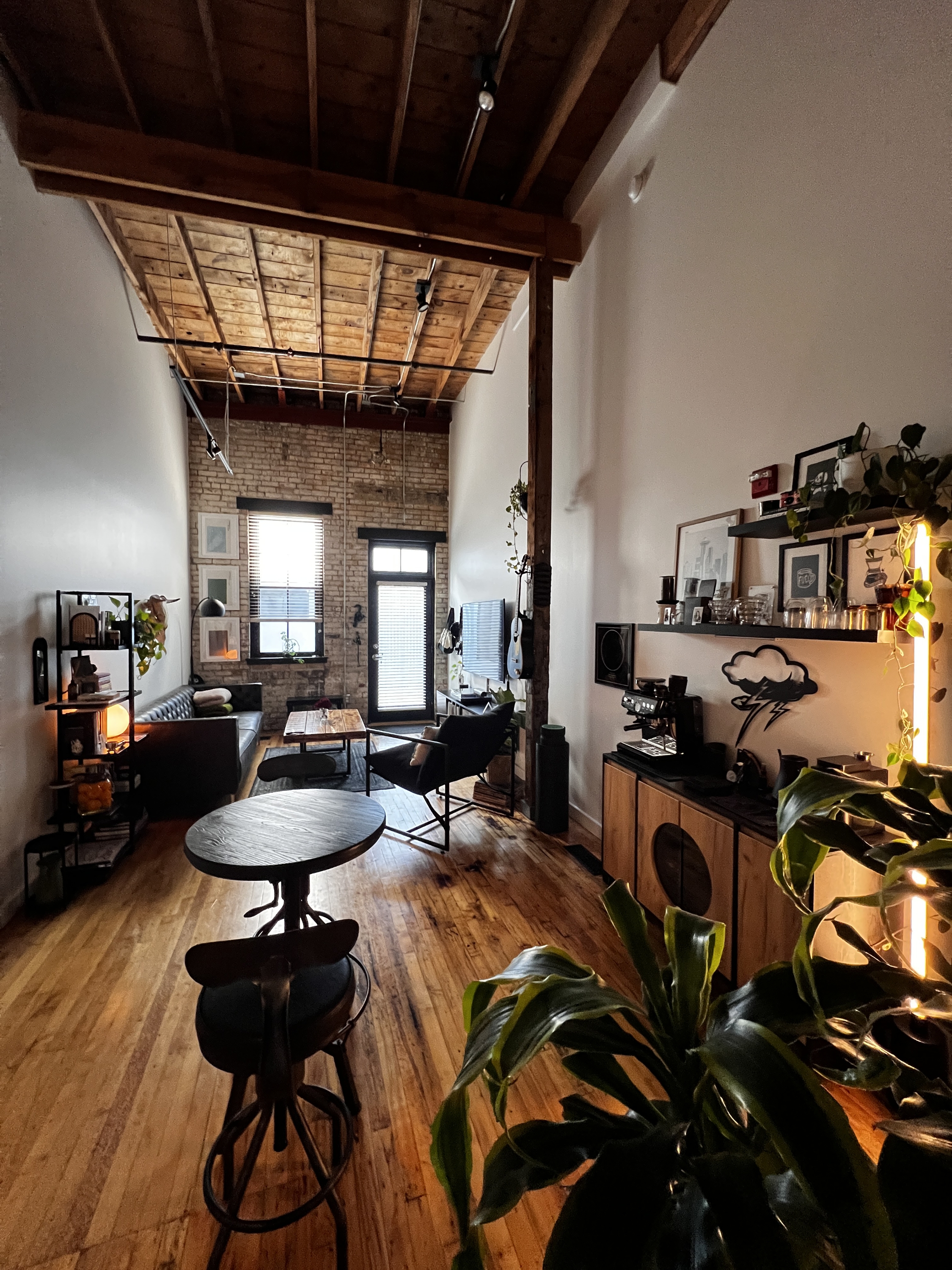 346 W Pierpont Ave #E116 - 1