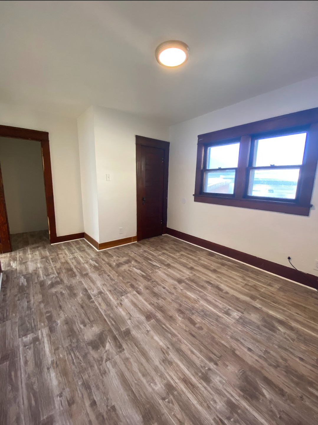 923 W Clark - 923