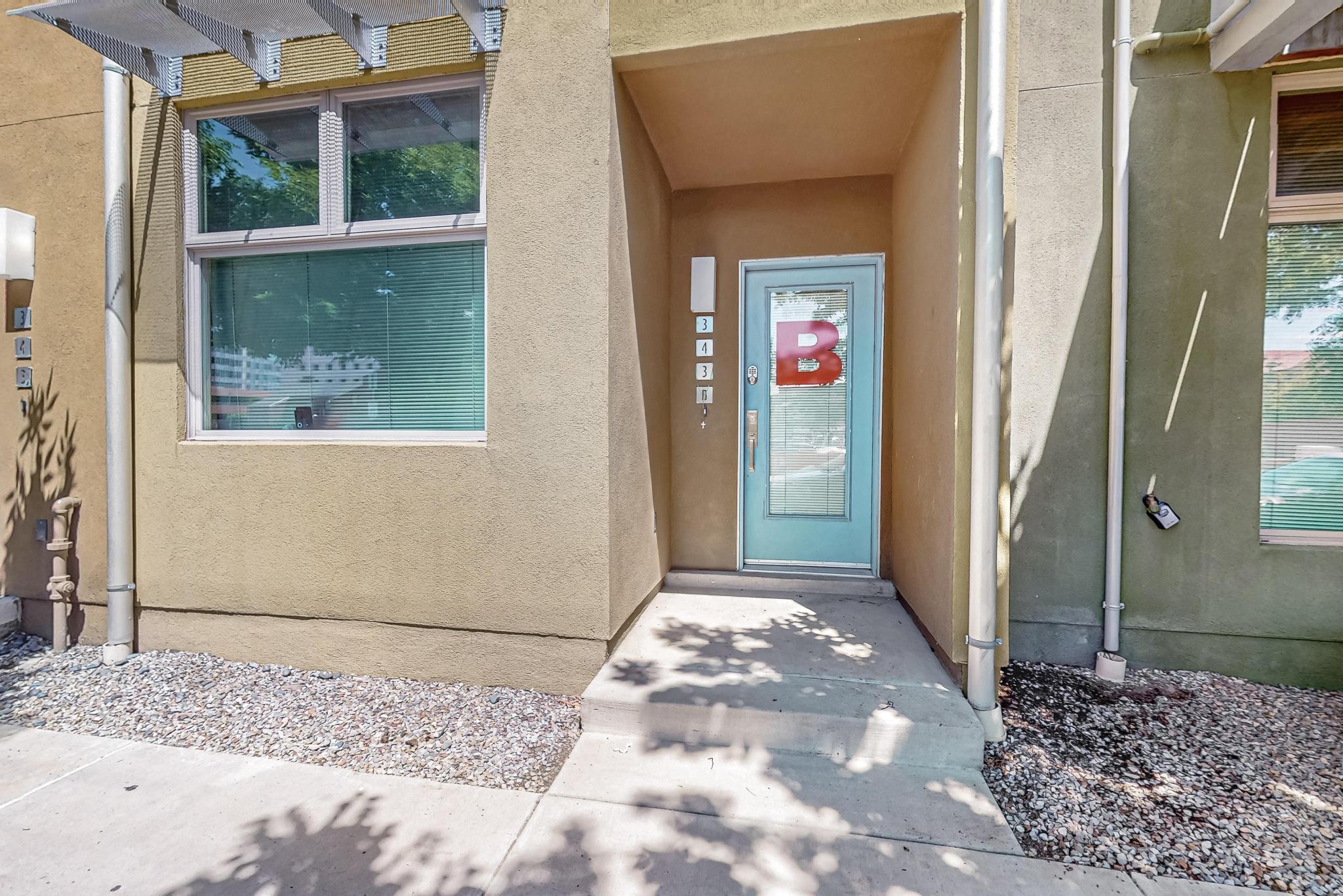 343 Platinum St SW