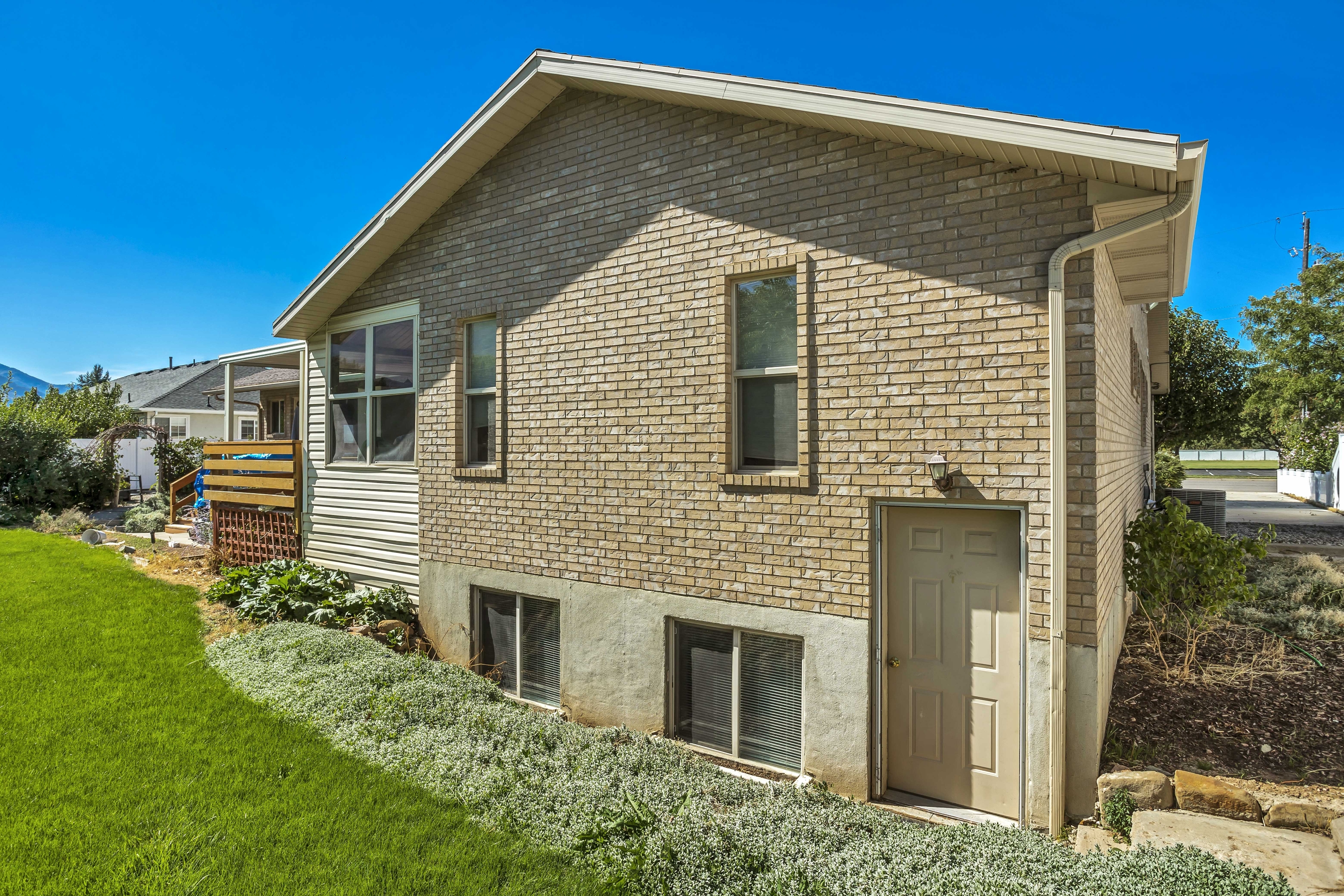 1352 North 1000 West - 1