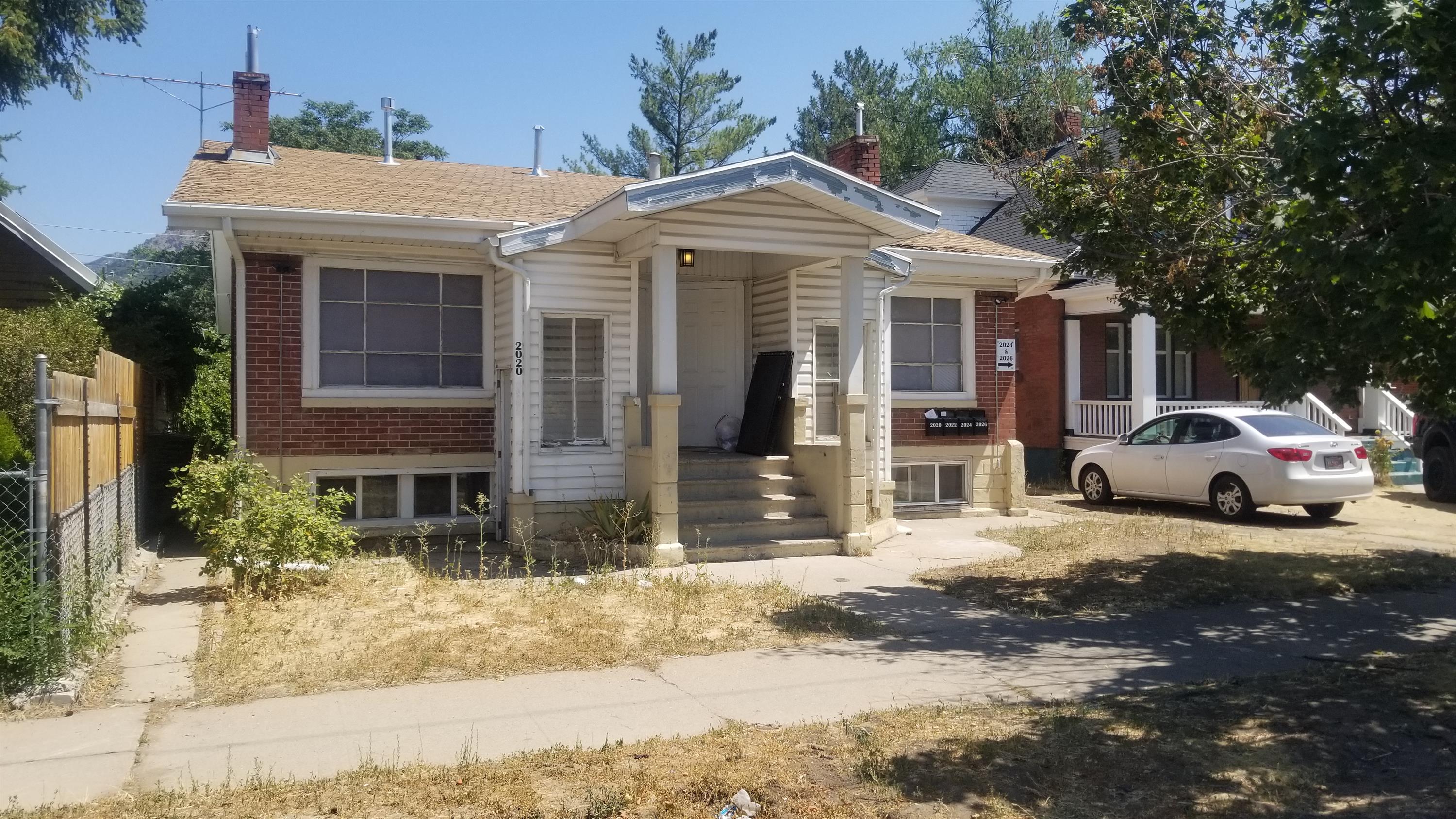 Property main image