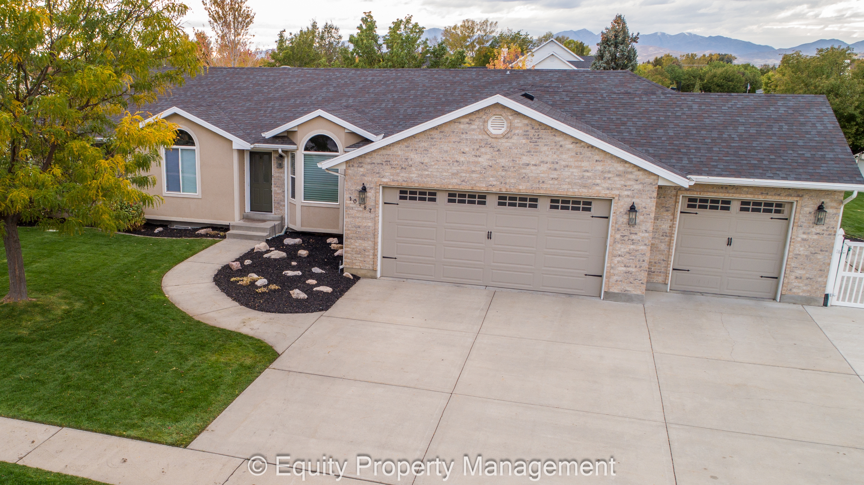 10787 North 5800 West