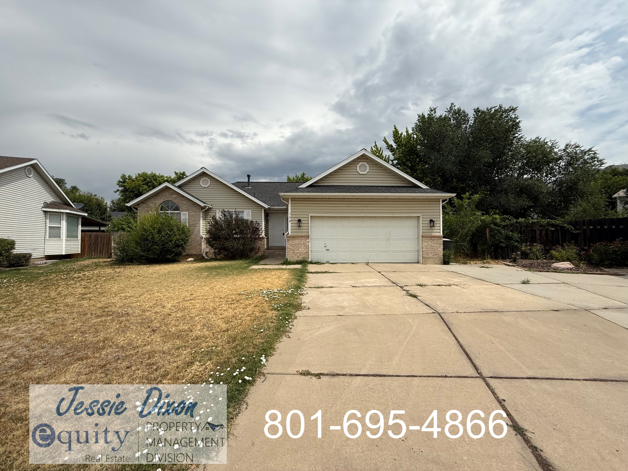 108 W Oaks Dr