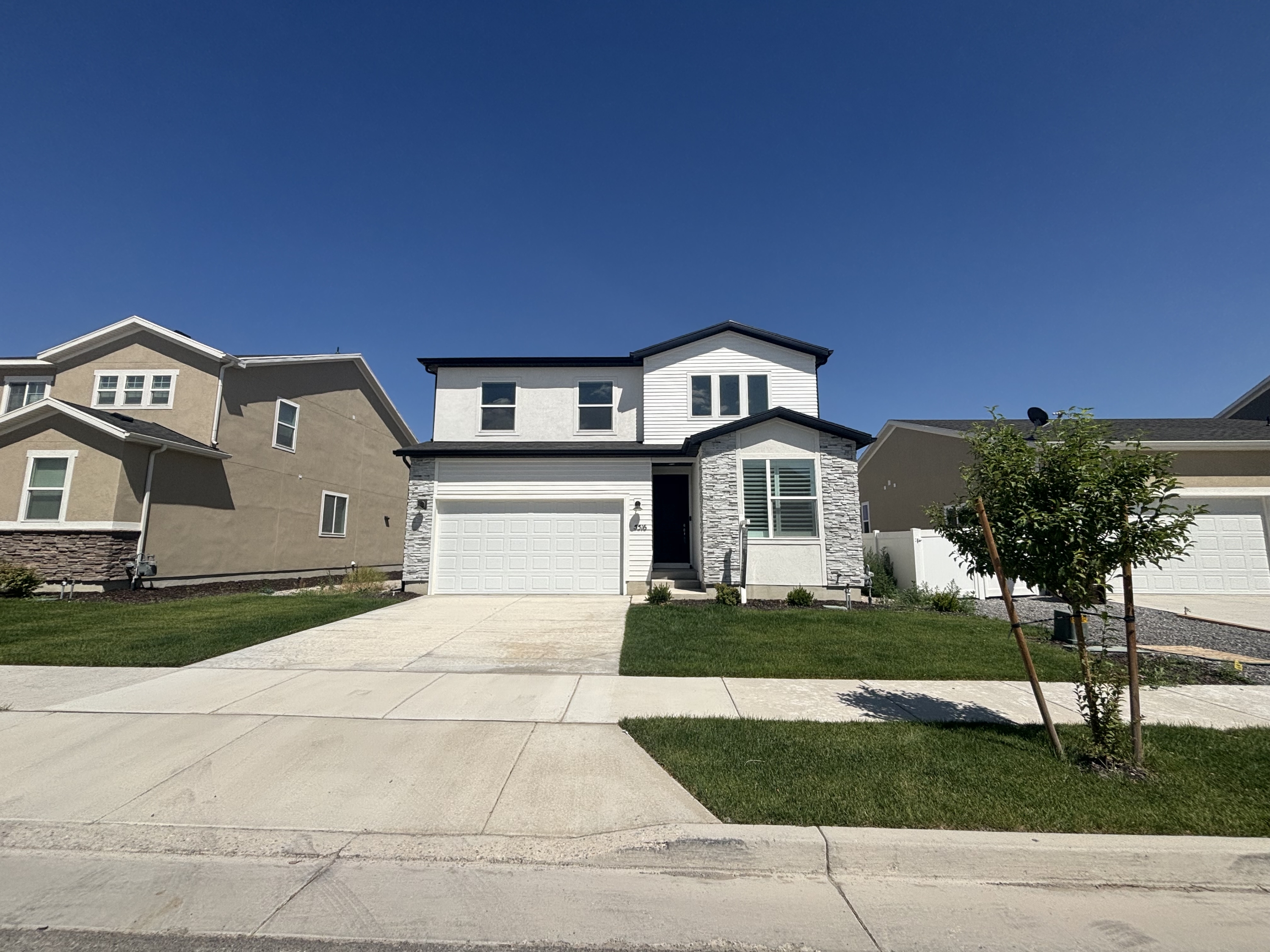 5516 N Solo St W