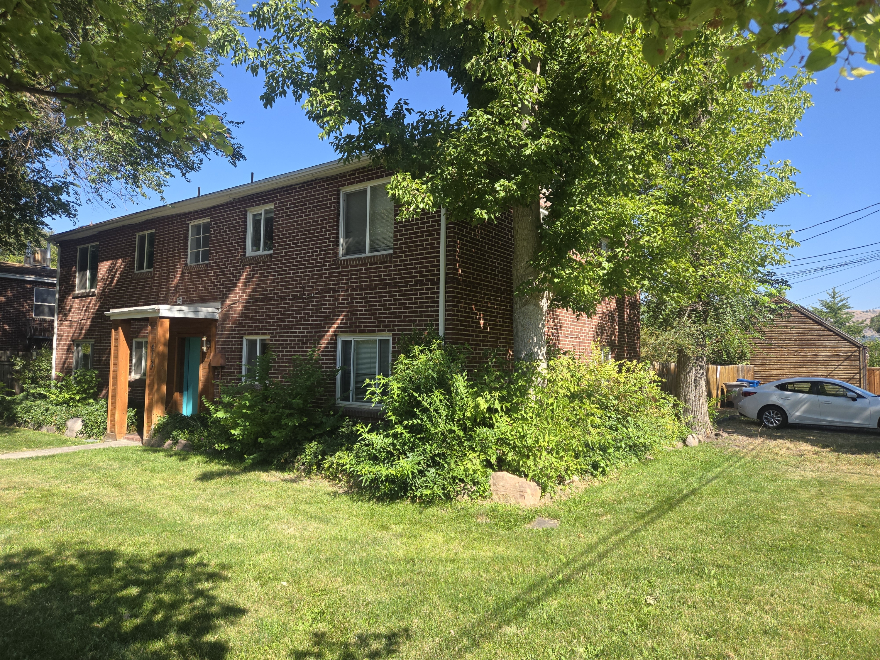 413 E Herbert Ave - 2