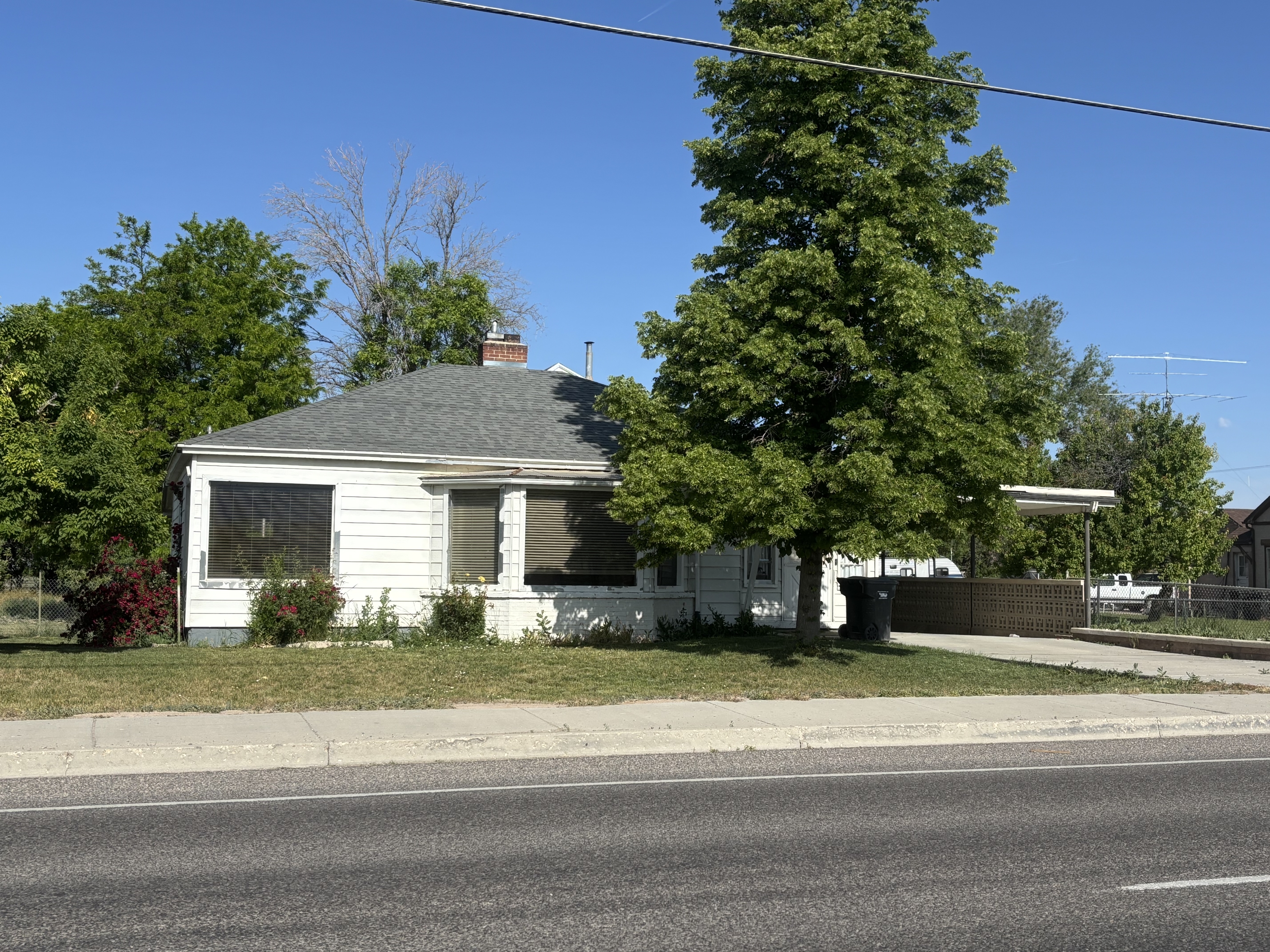 622 S Main St