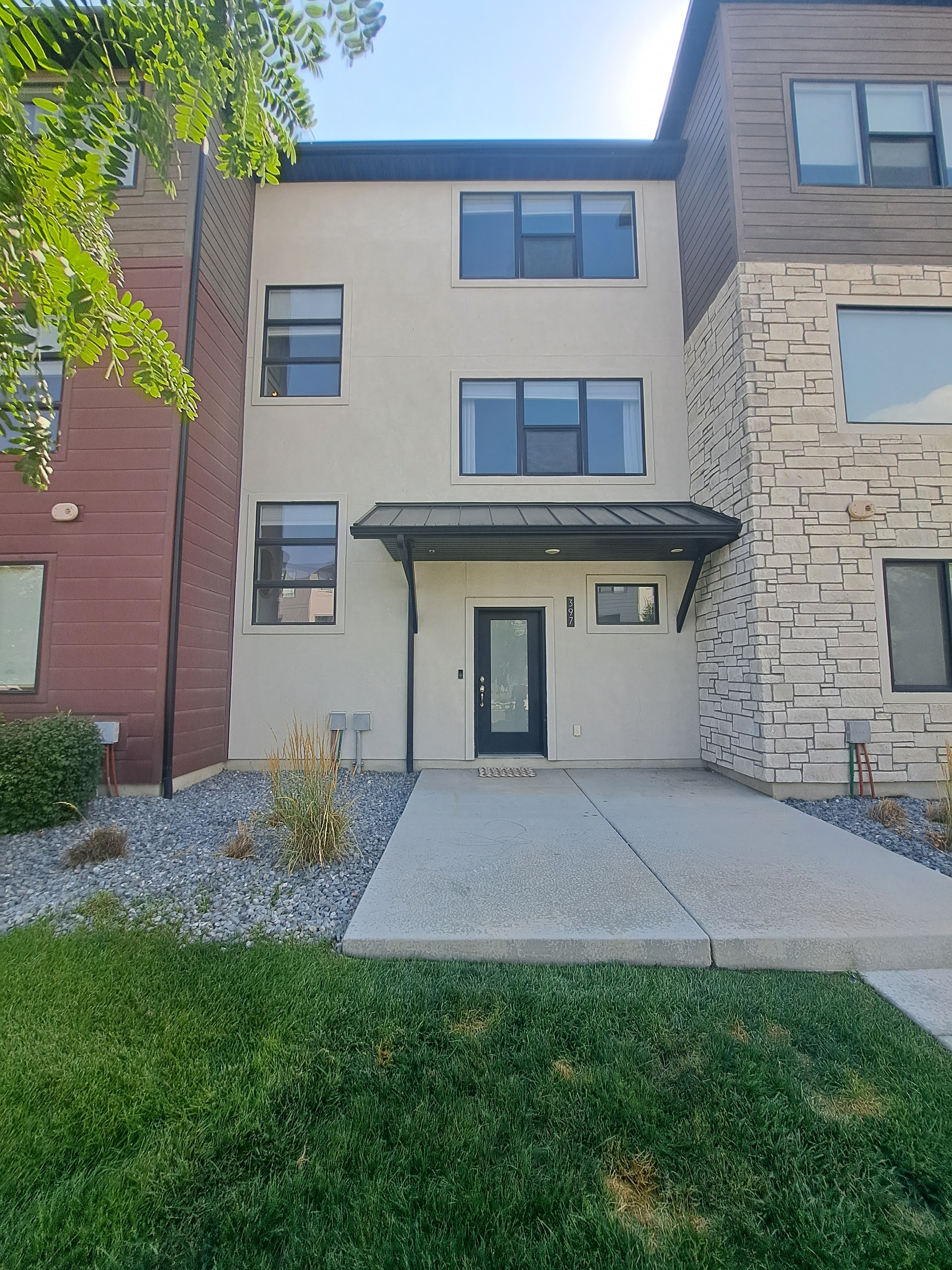 397 Meadow Garden Rd