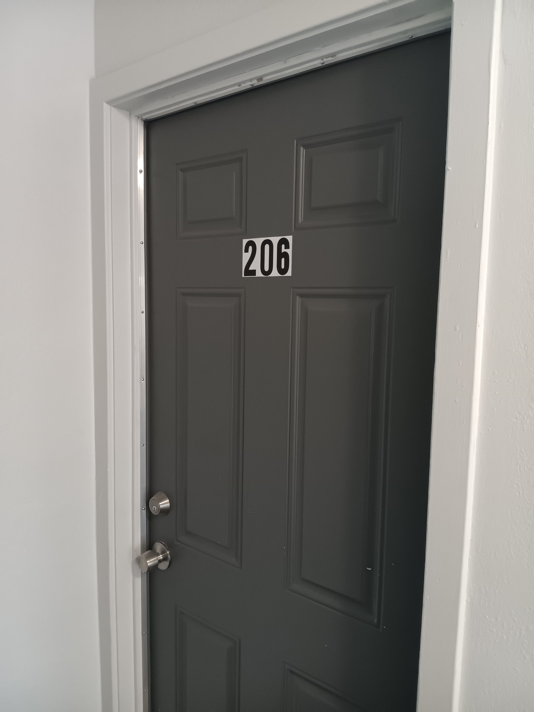 1335 S 5th Ave - 206