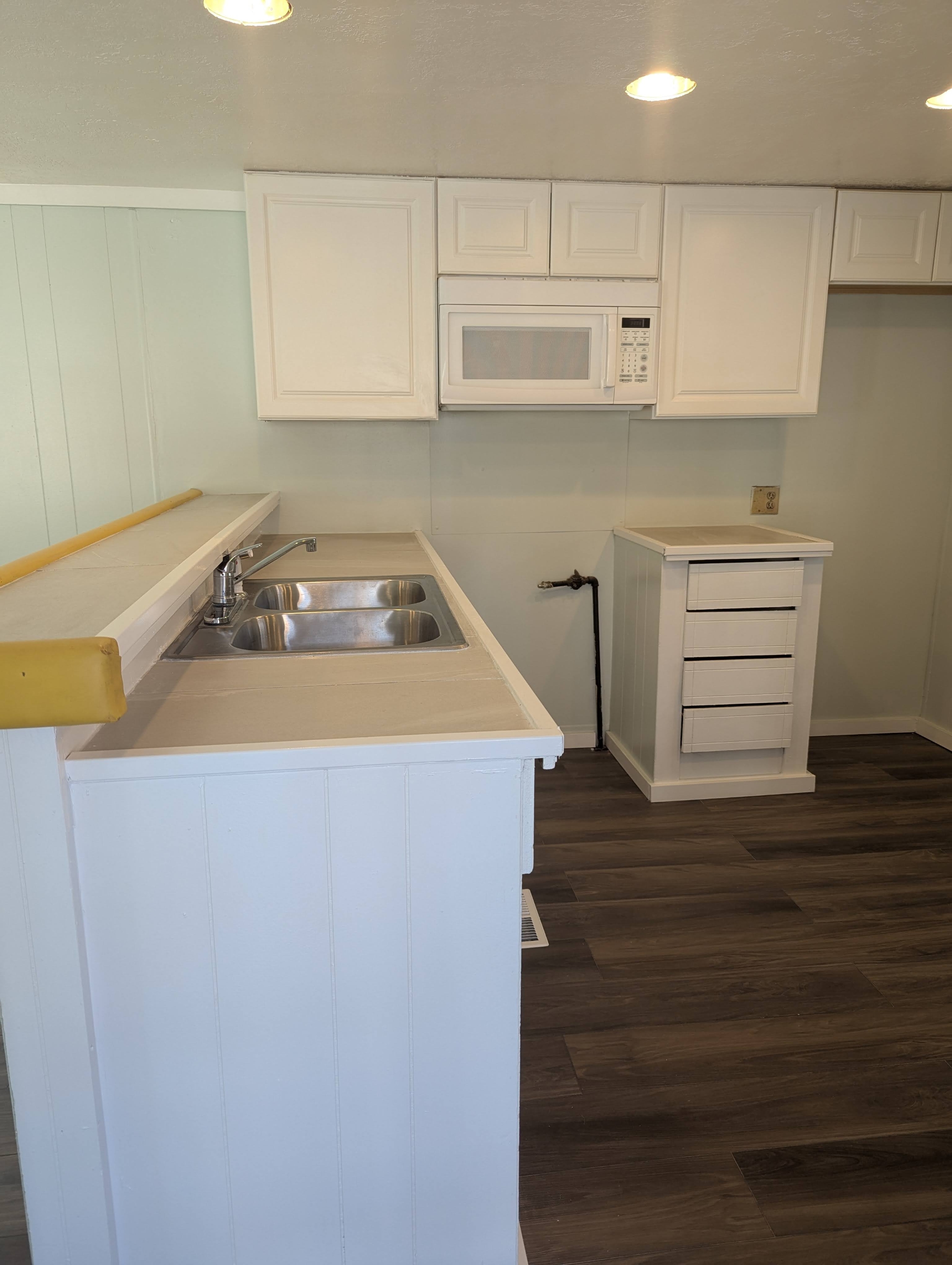 189 S Main St