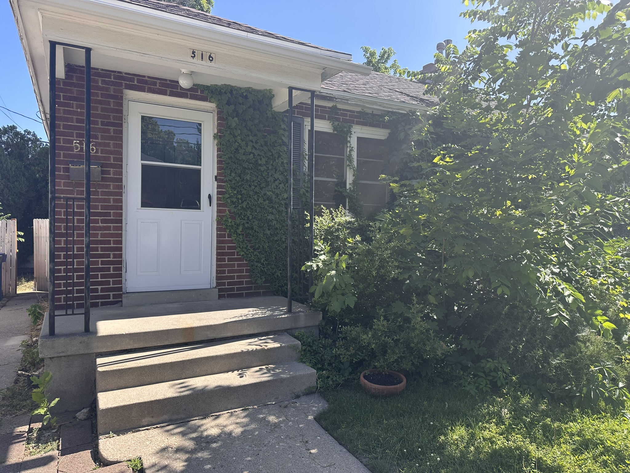 516 4th Ave