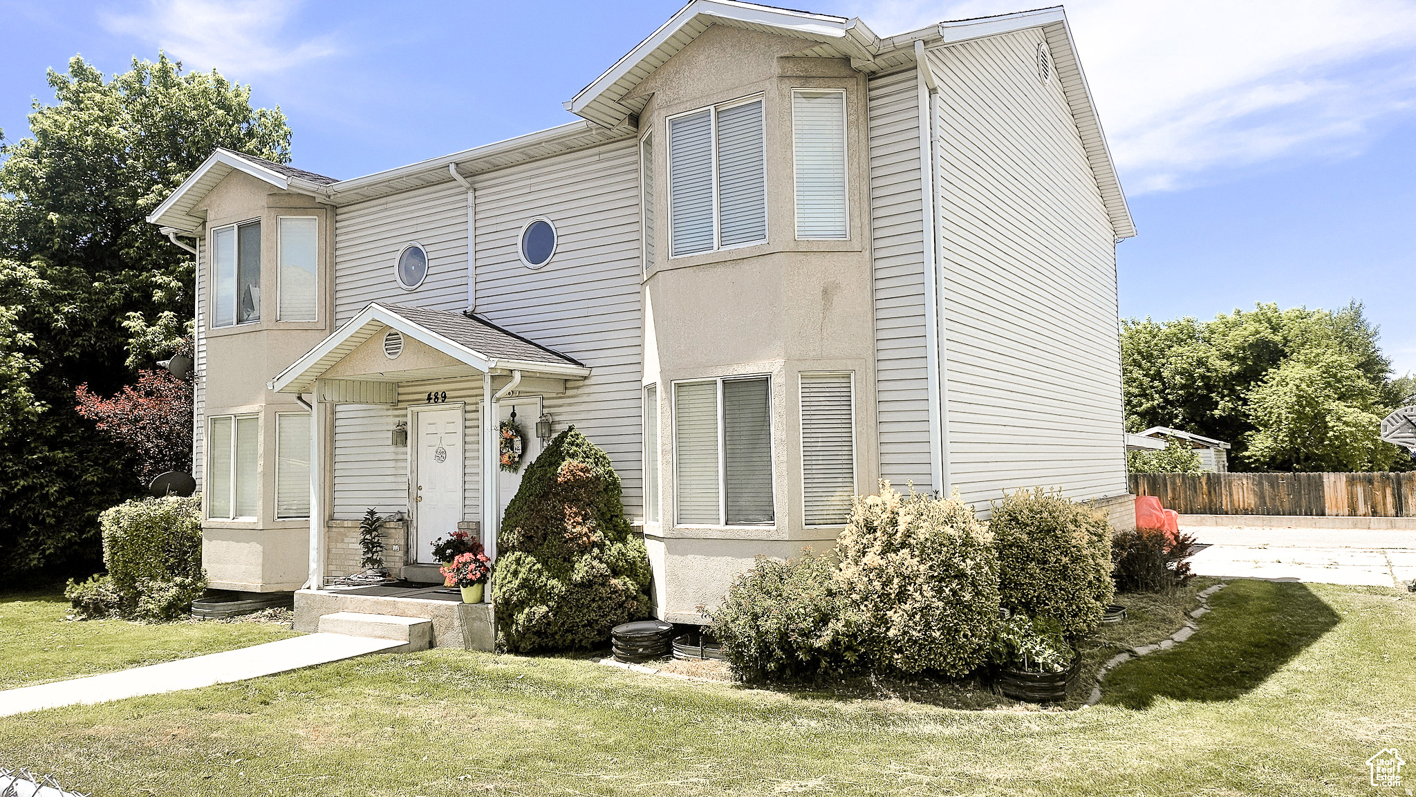 489 Wall Ave - 1