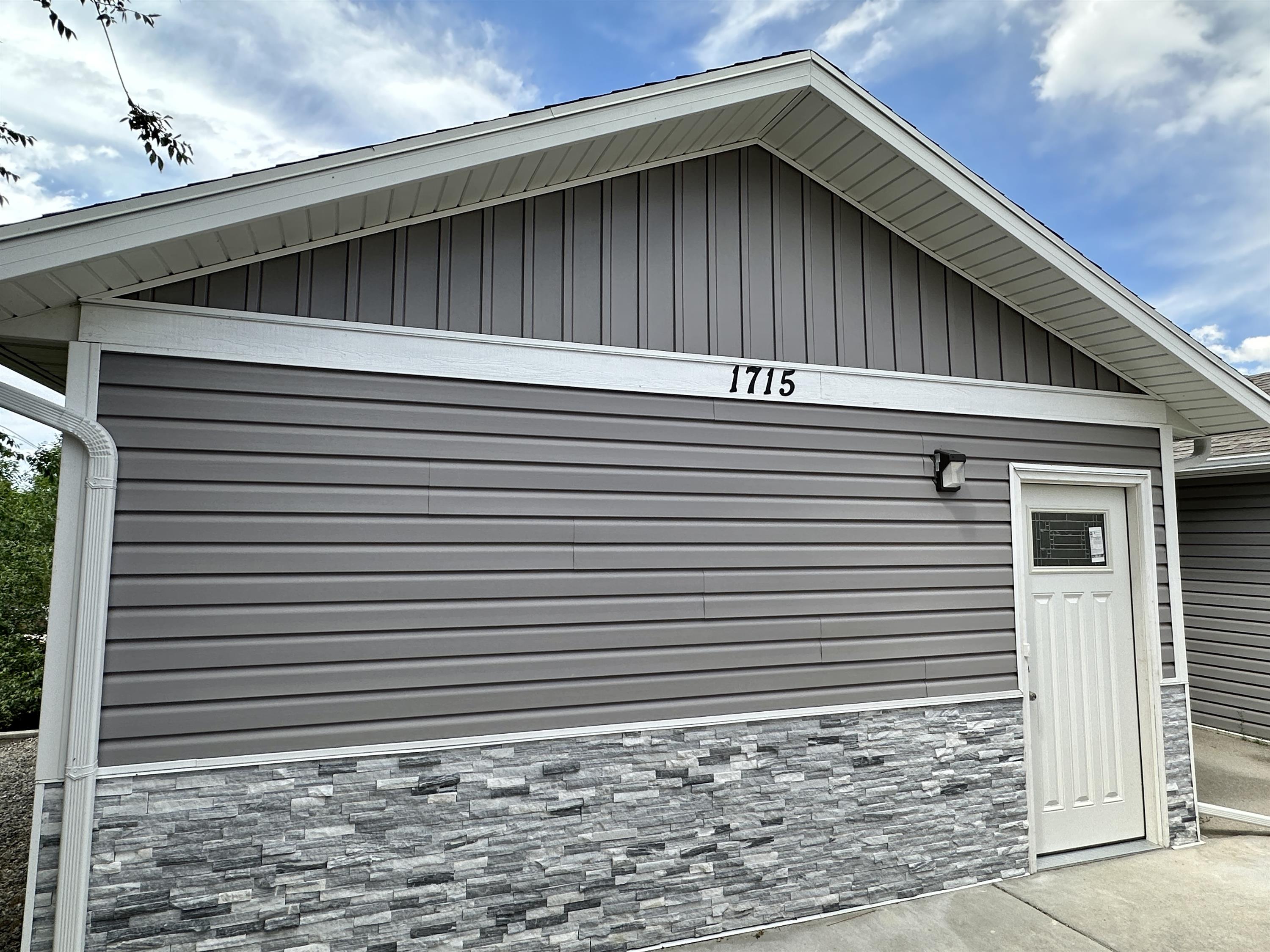 1715 East Fort Union Boulevard