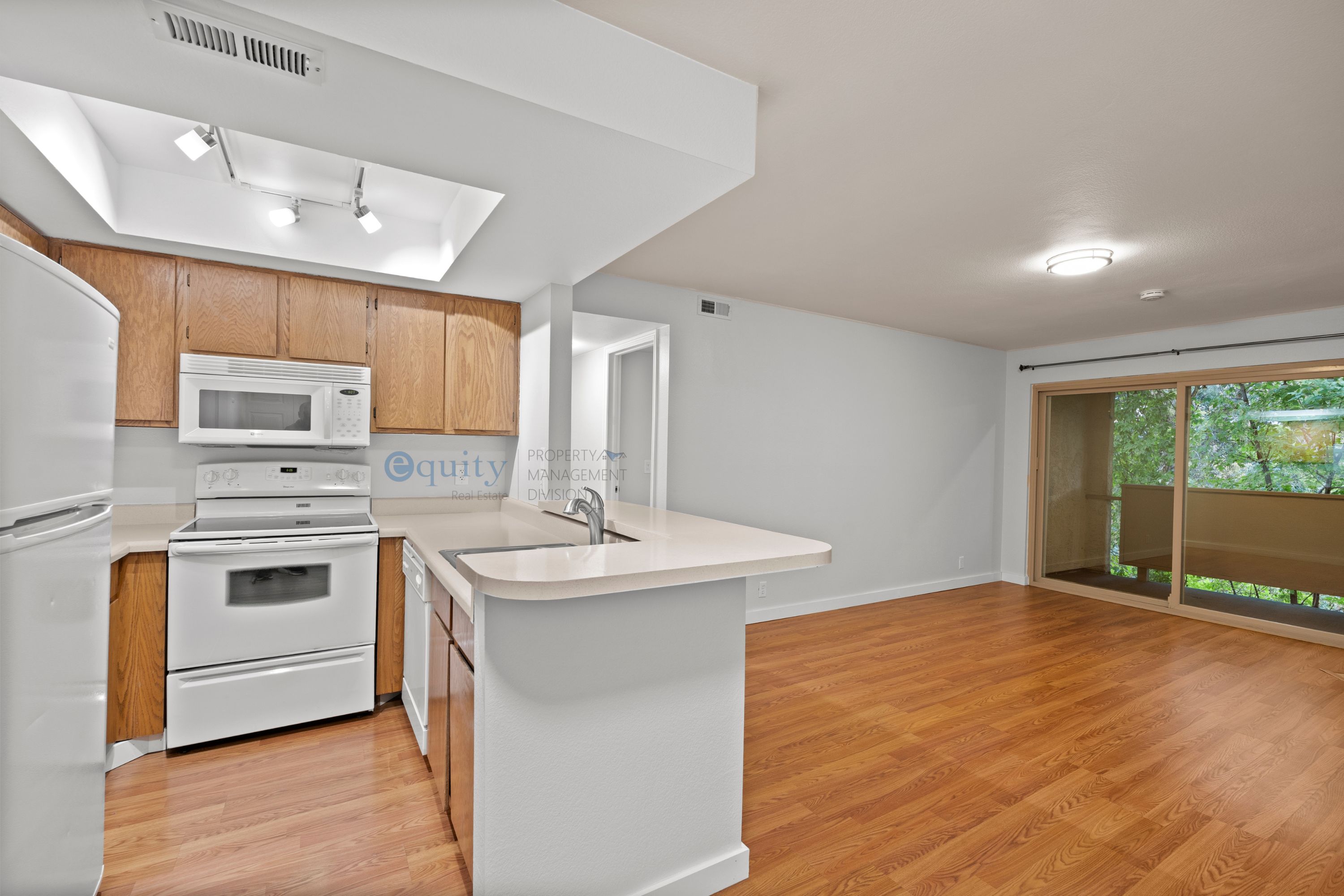 989 Creekhill Lane