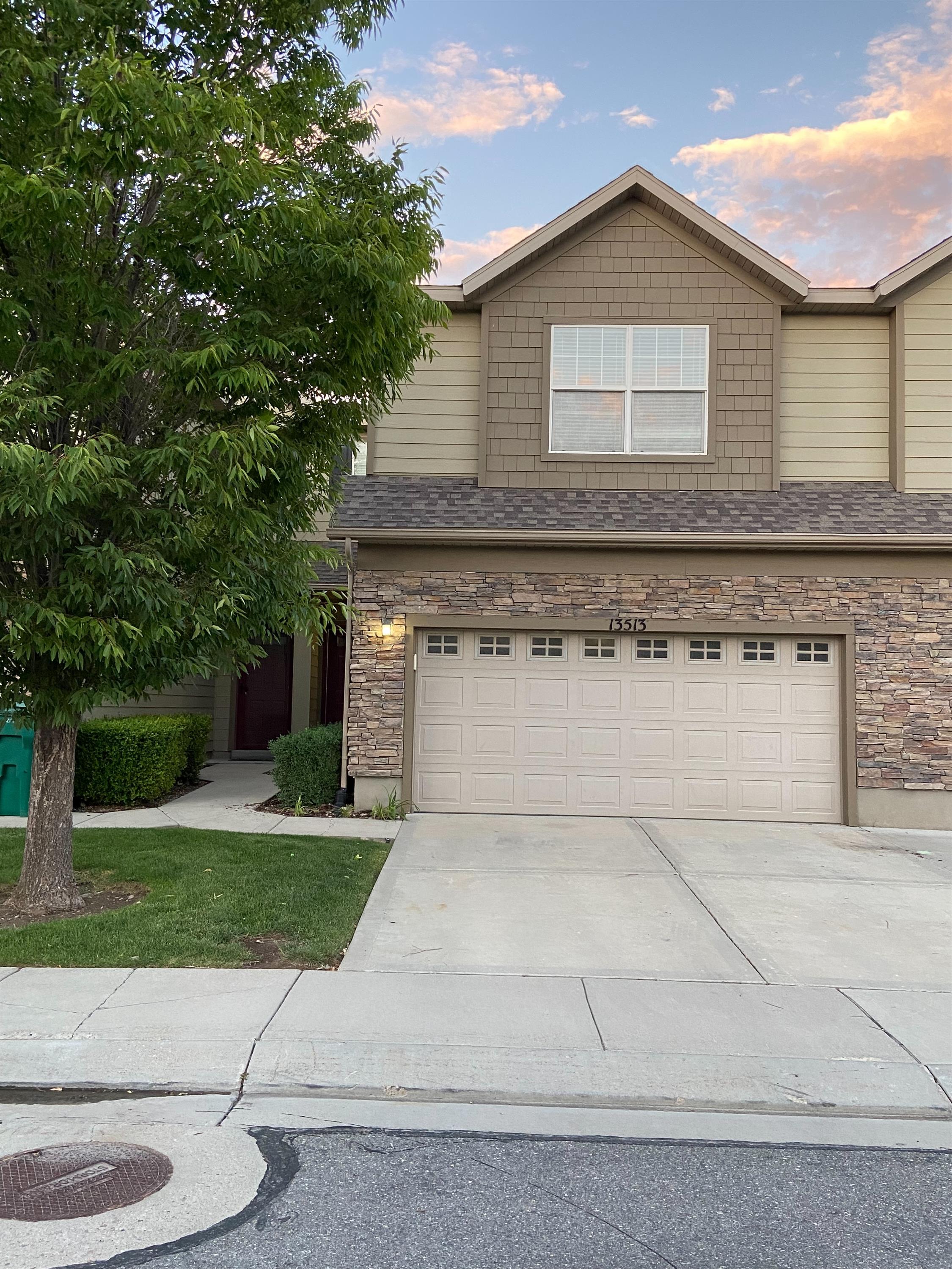 13513 S. Mimosa Circle