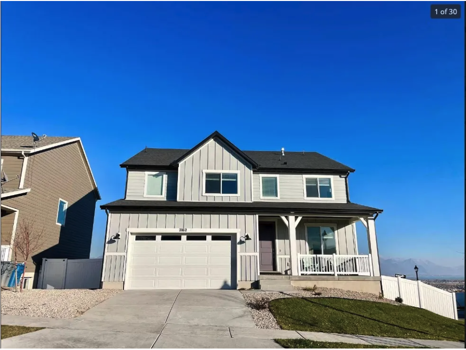 2162 North Cloverleaf Way