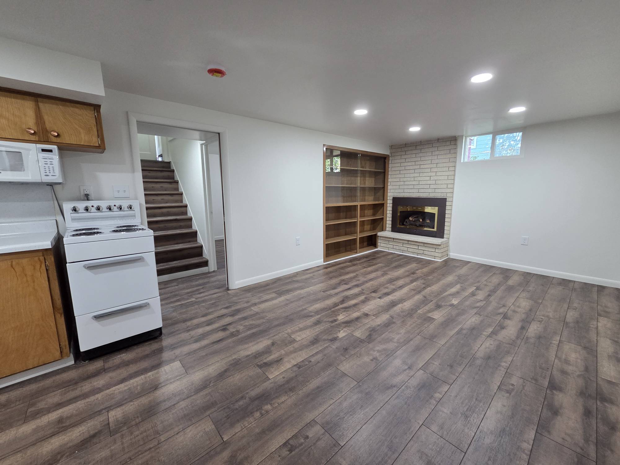 540 Sunset Ave #B - 1