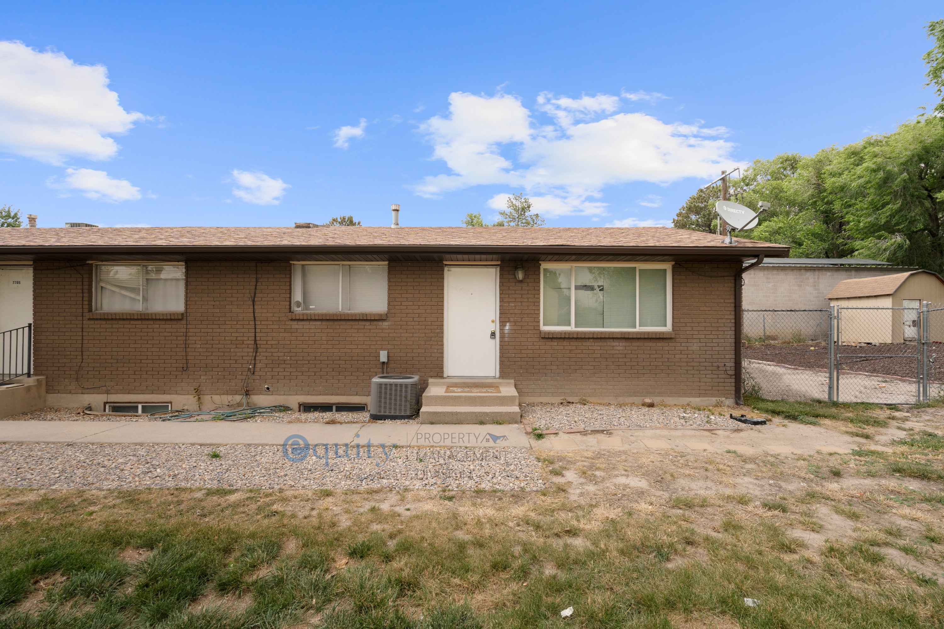 7705-7707 South Sandra Way - 7707 #B