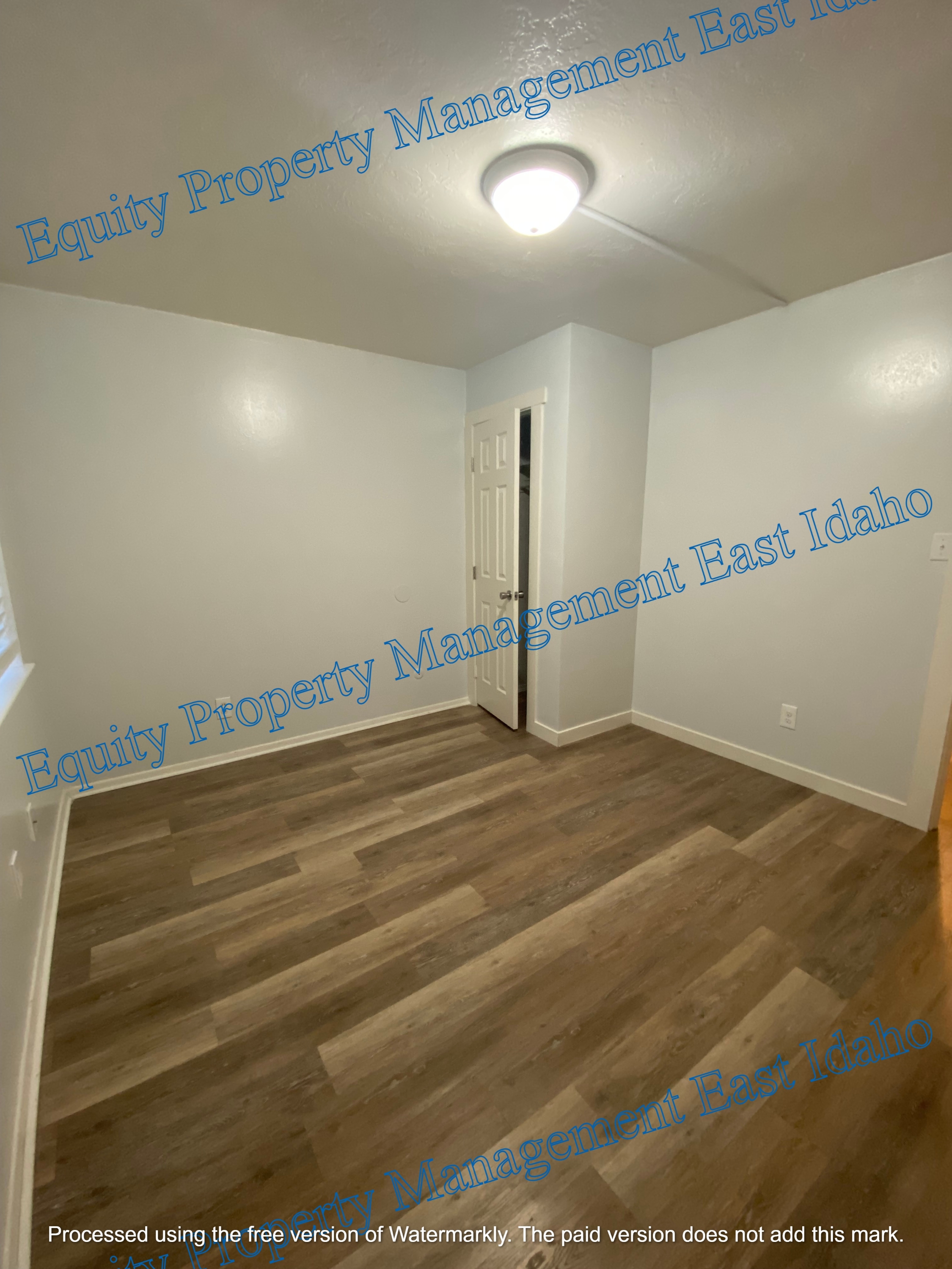 1070 McKinley Ave - 8