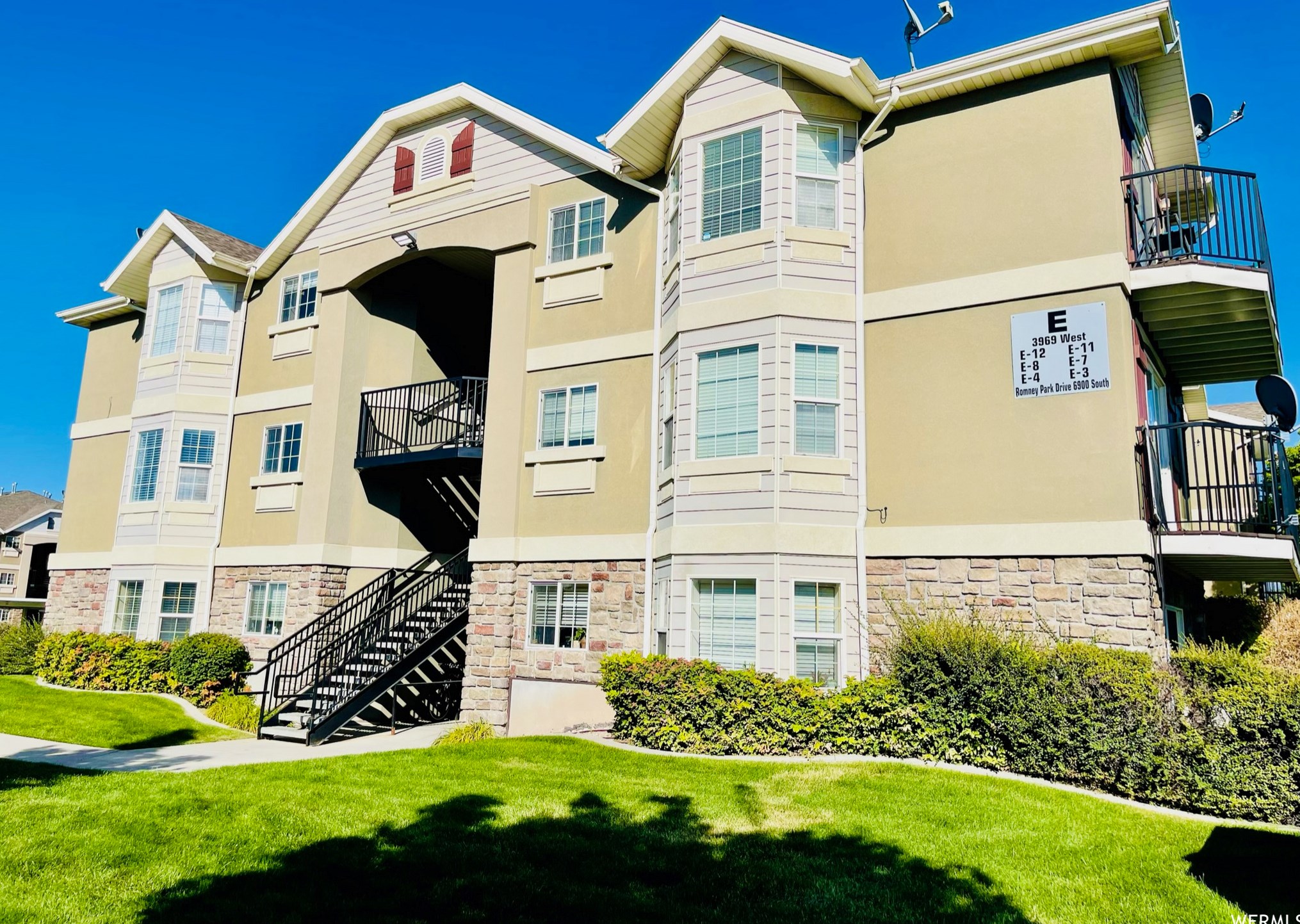 3969 Romney Park Drive - E8