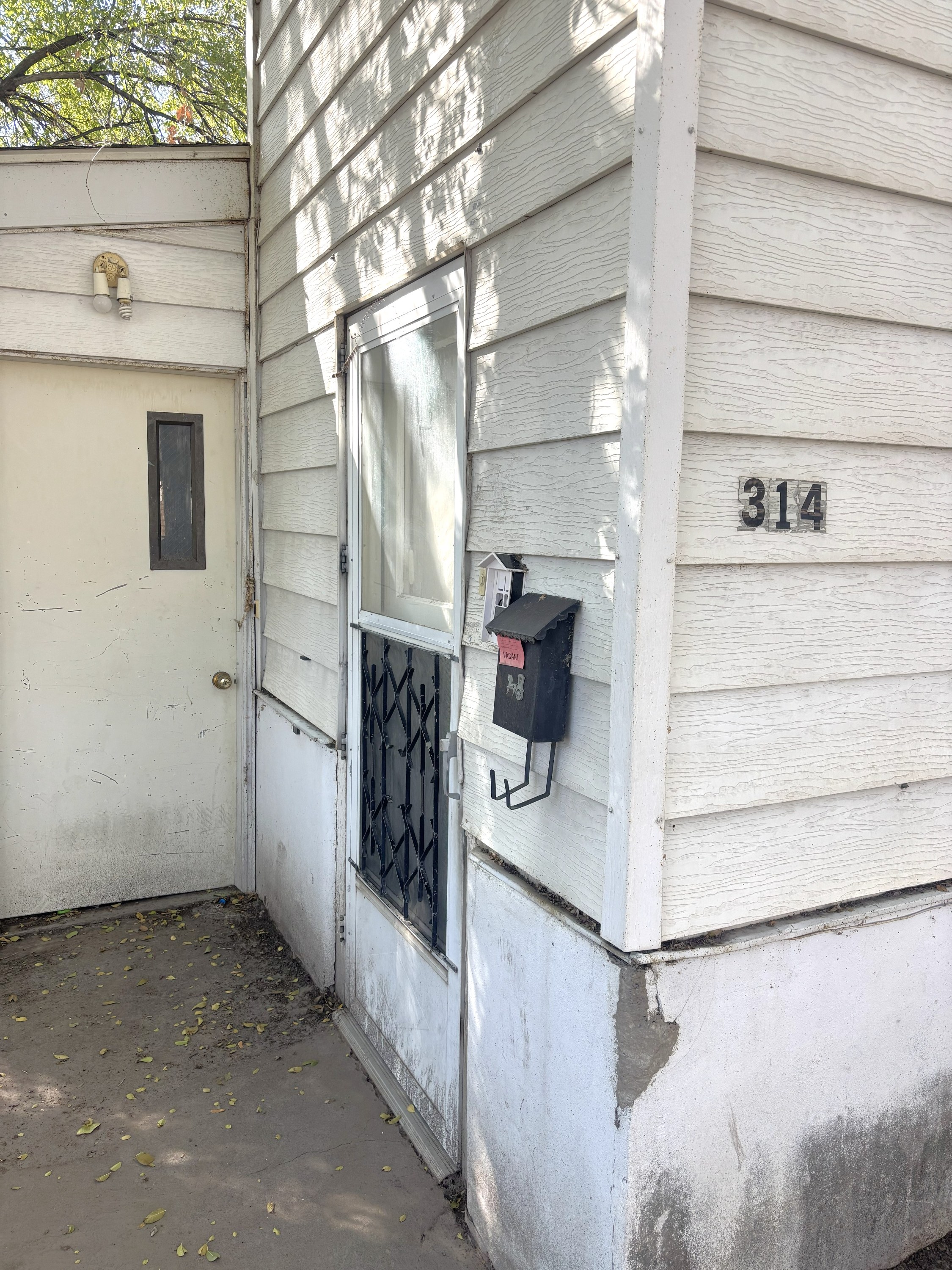 314 E Bridge - 1